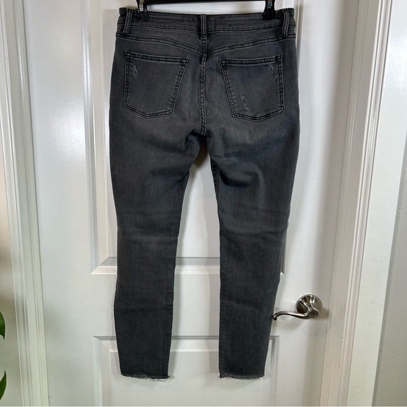 Warp + Weft JFK Skinny Black Wash Distressed Denim Jeans Women’s Sz 28‎ - Picture 2 of 10